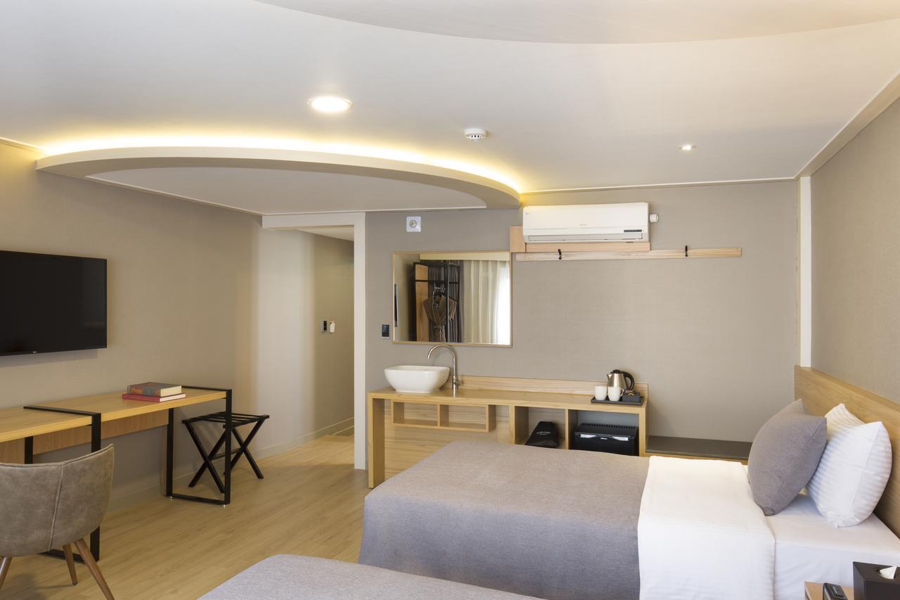 Hotel Foret Premier Haeundae Busan Exterior photo
